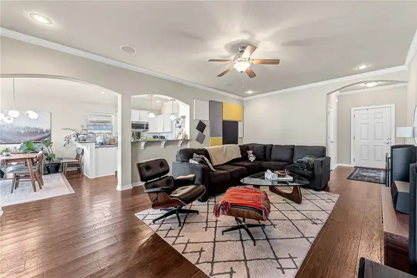 2902 S 6th Street, Rogers, AR 72758