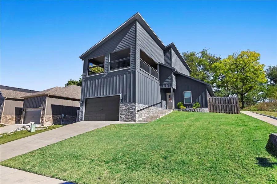 2608 N Justin Drive, Fayetteville, AR 72704 - Image #2