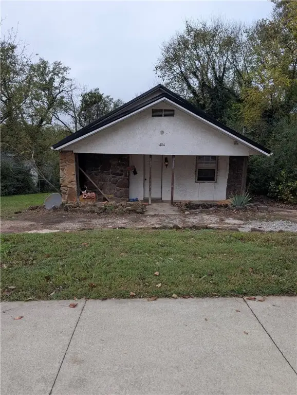 404 N Maple Street, Harrison, AR 72601