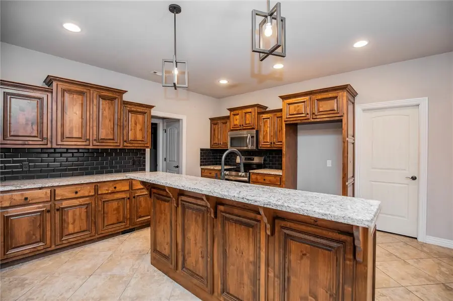 1200 Sycamore Street, Cave Springs, AR 72718 - Image #2