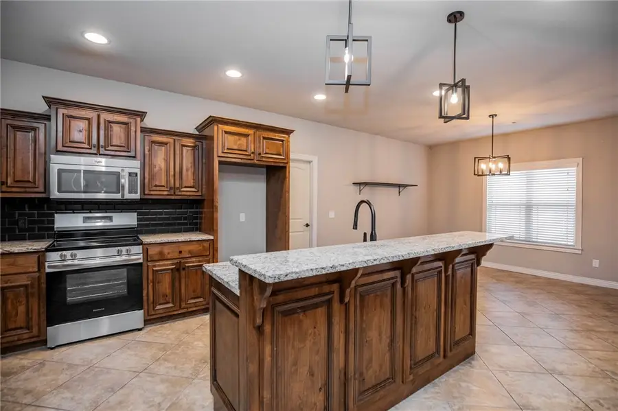 1200 Sycamore Street, Cave Springs, AR 72718 - Image #3