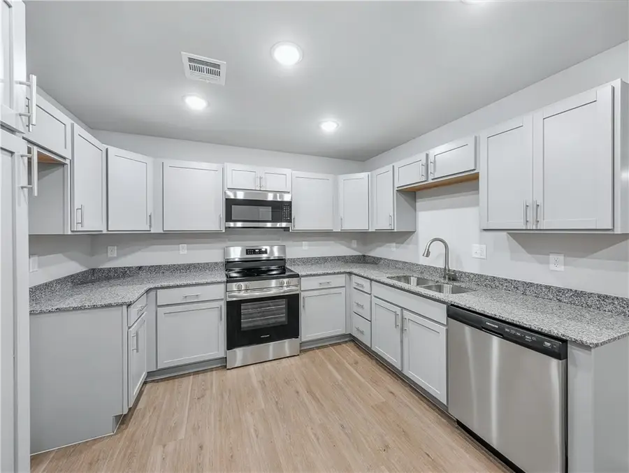 6505 & 6507 NW Altus Street, Bentonville, AR 72713 - Image #2