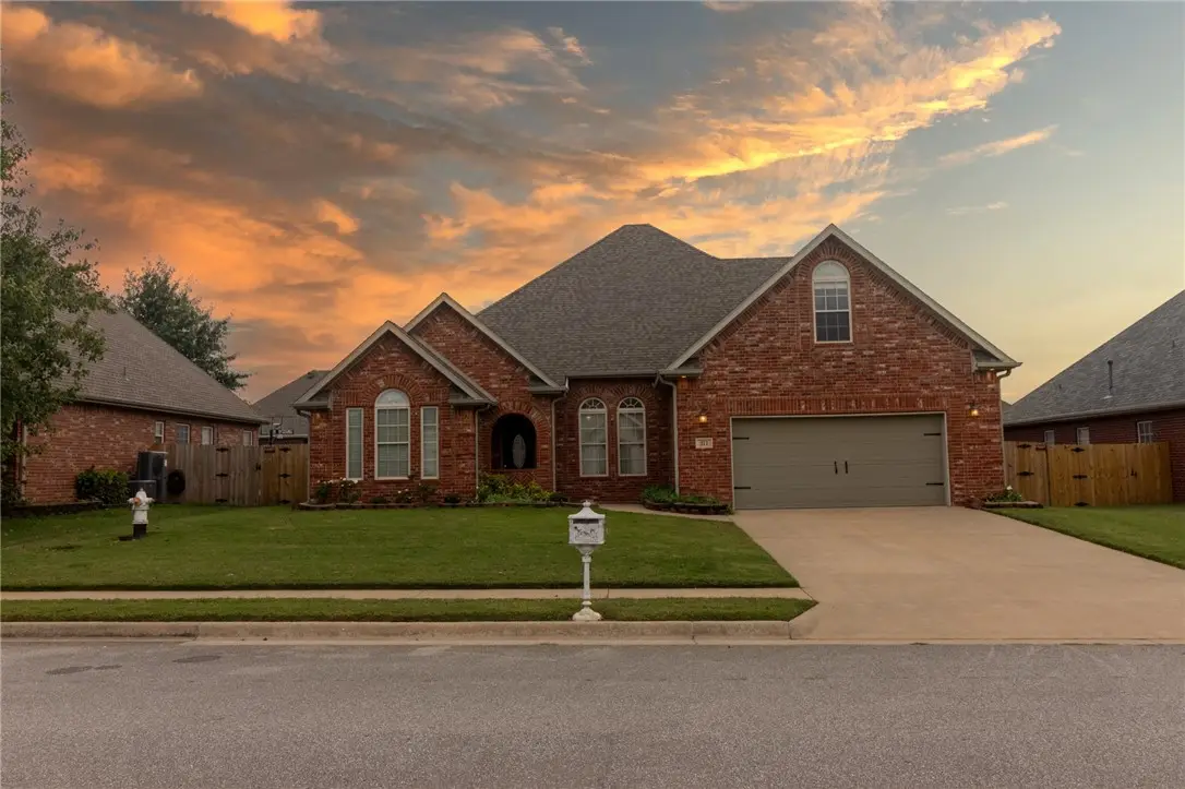 271 Greenfield Avenue, Farmington, AR 72730 - Image #1