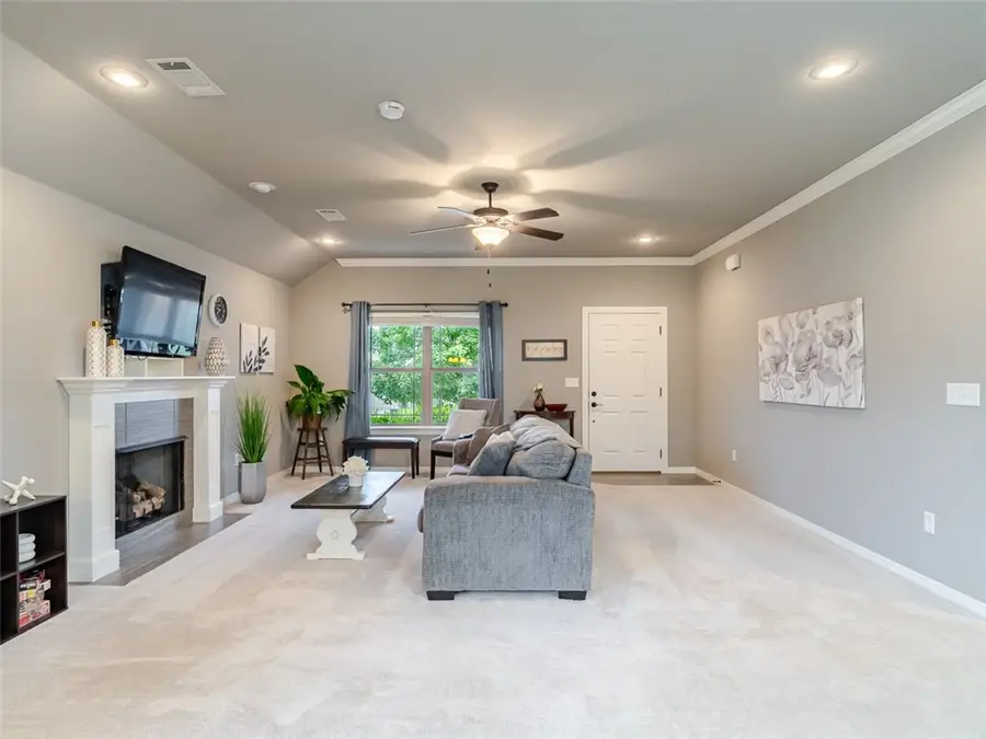 2900 Millstone Drive, Fayetteville, AR 72704 - Image #3