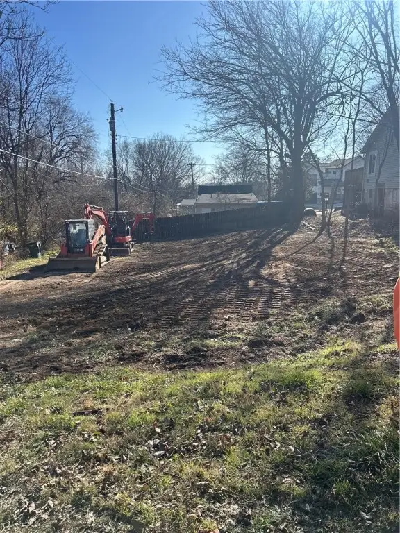 171 E Meadow Street, Fayetteville, AR 72701 - Image #1