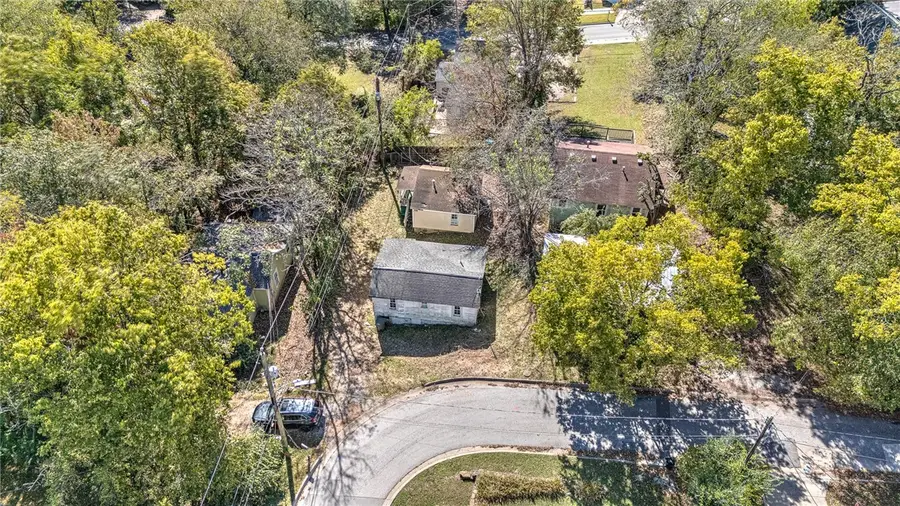 171 E Meadow Street, Fayetteville, AR 72701 - Image #2