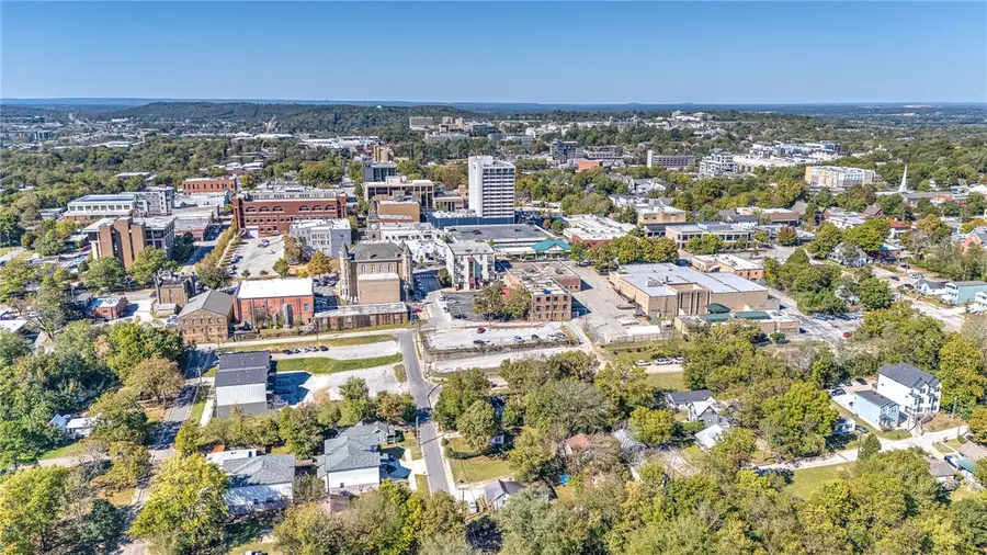 171 E Meadow Street, Fayetteville, AR 72701 - Image #3