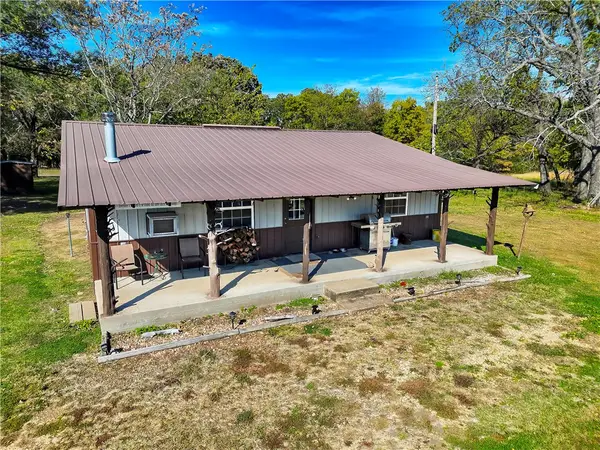 80777 S 4757 Road, Stilwell, OK 74960