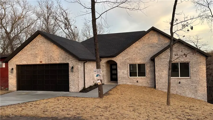 13 Ulverston Drive, Bella Vista, AR 72714 - Image #2