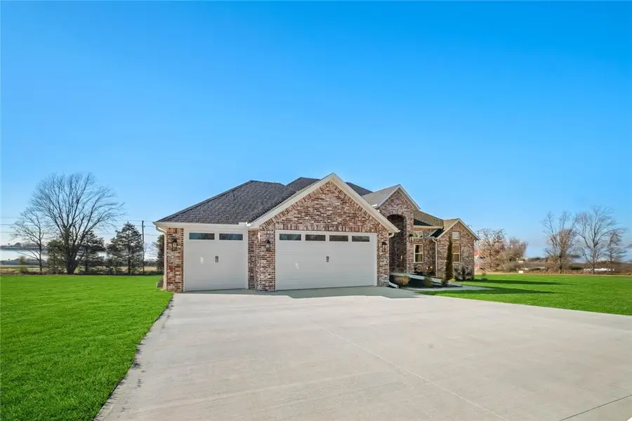 690 Shooting Star Lane, Lowell, AR 72745 - Image #2