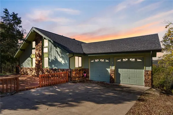 79 Twin Peak Drive, Holiday Island, AR 72631