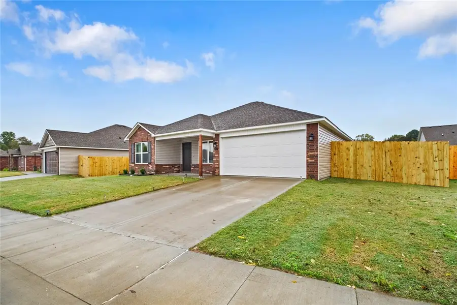 2801 W Mclaren Drive, Fayetteville, AR 72704 - Image #3