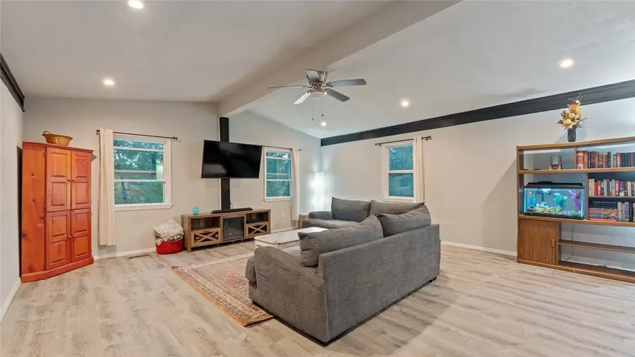 4 Rader Lane, Bella Vista, AR 72715 - Image #2