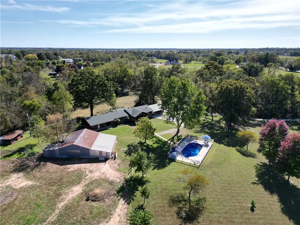 1904 Patterson Road, Pea Ridge, AR 72751 - Image #1