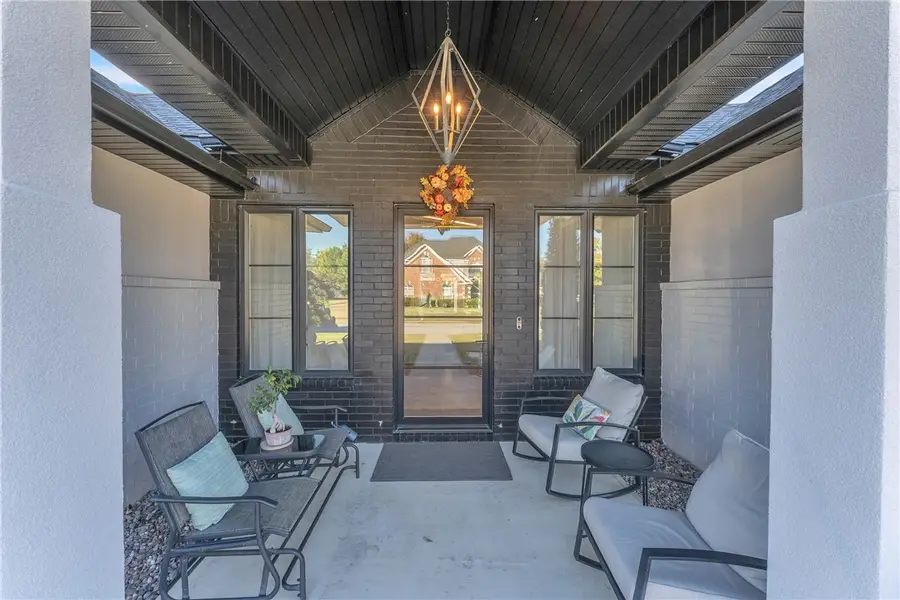 24 S Windsor Drive, Rogers, AR 72758 - Image #3