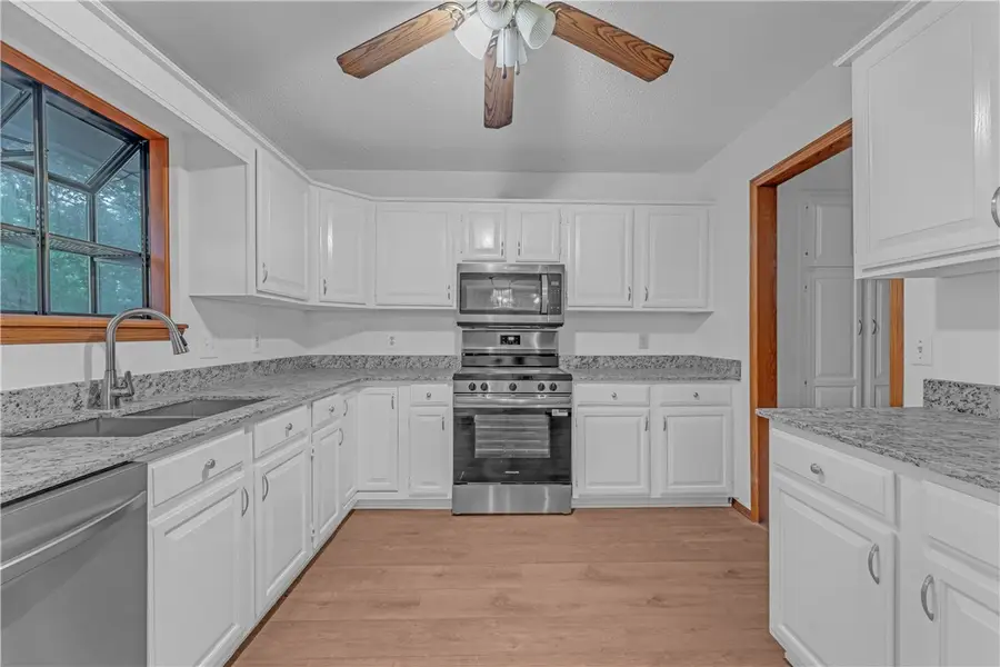 2 Ventnor Circle, Bella Vista, AR 72715 - Image #3