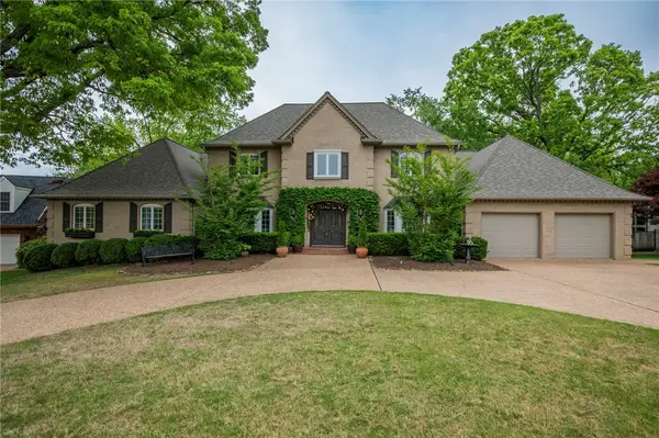 214 El Contento Drive, Bentonville, AR 72712