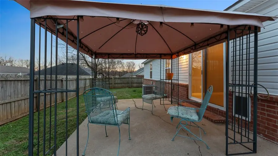 774 Double Springs Road, Fayetteville, AR 72704 - Image #3