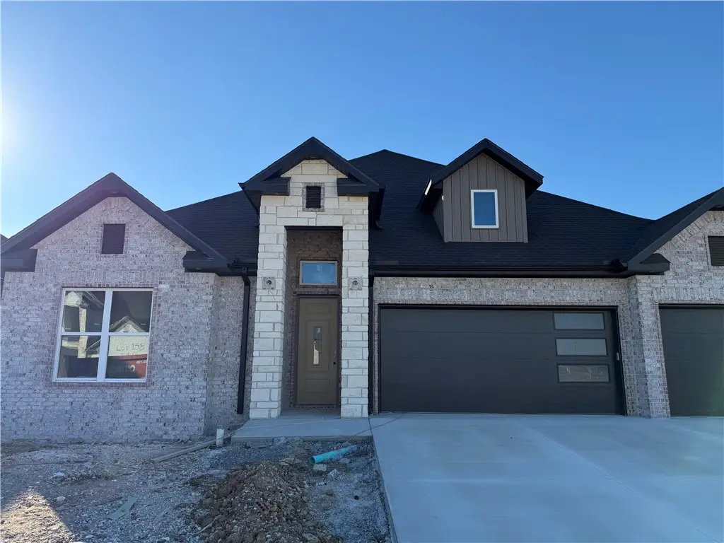 310 Hedge Drive, Centerton, AR 72719 - Image #1