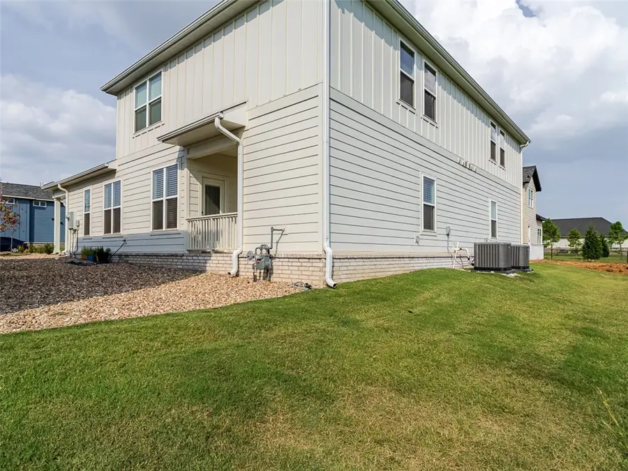 2809 Hampshire Avenue, Bentonville, AR 72713 - Image #3