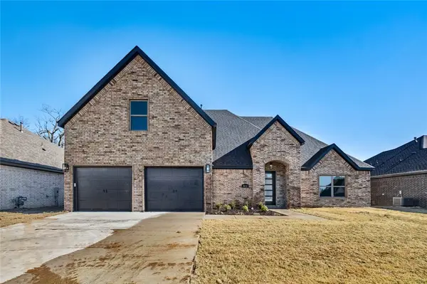 4632 W Triangle Street, Fayetteville, AR 72704