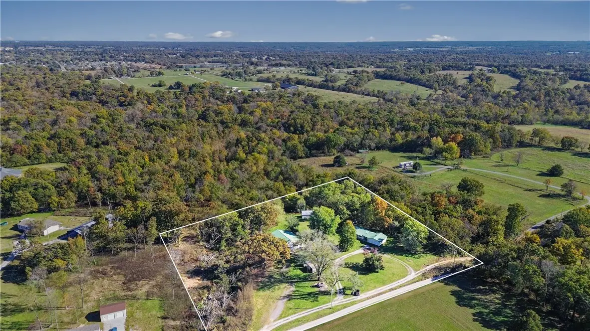 20605 Russell Corner Road, Gravette, AR 72736 - Image #1