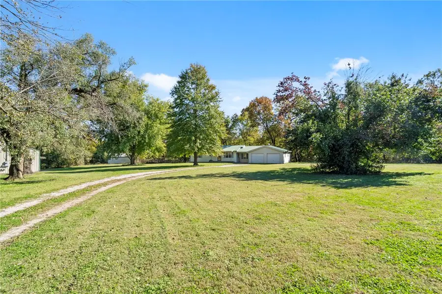 20605 Russell Corner Road, Gravette, AR 72736 - Image #3