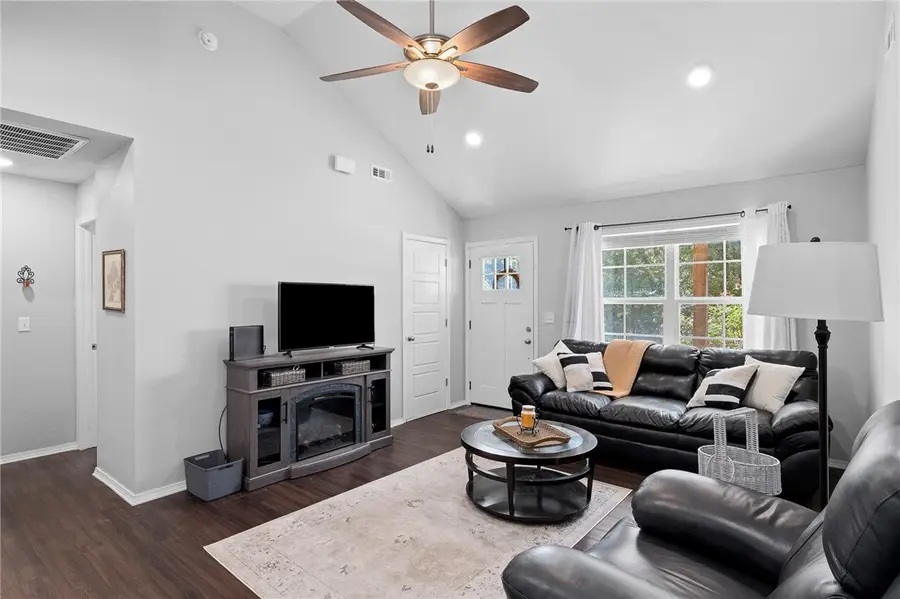 5 Ettington Lane, Bella Vista, AR 72714 - Image #2