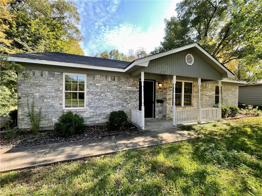 617 S Greenwich Avenue, Russellville, AR 72801 - Image #2