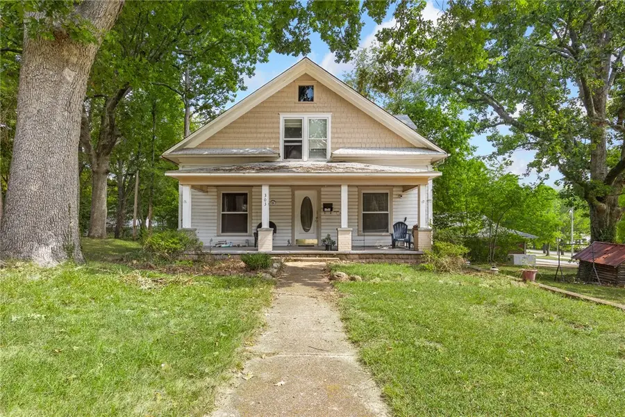 303 N 2nd Street, Harrison, AR 72601 - Image #2