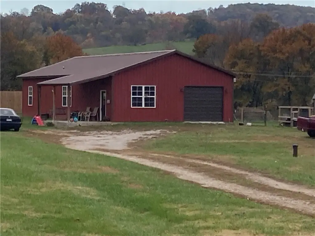 10689 103 Highway, Green Forest, AR 72638 - Image #1