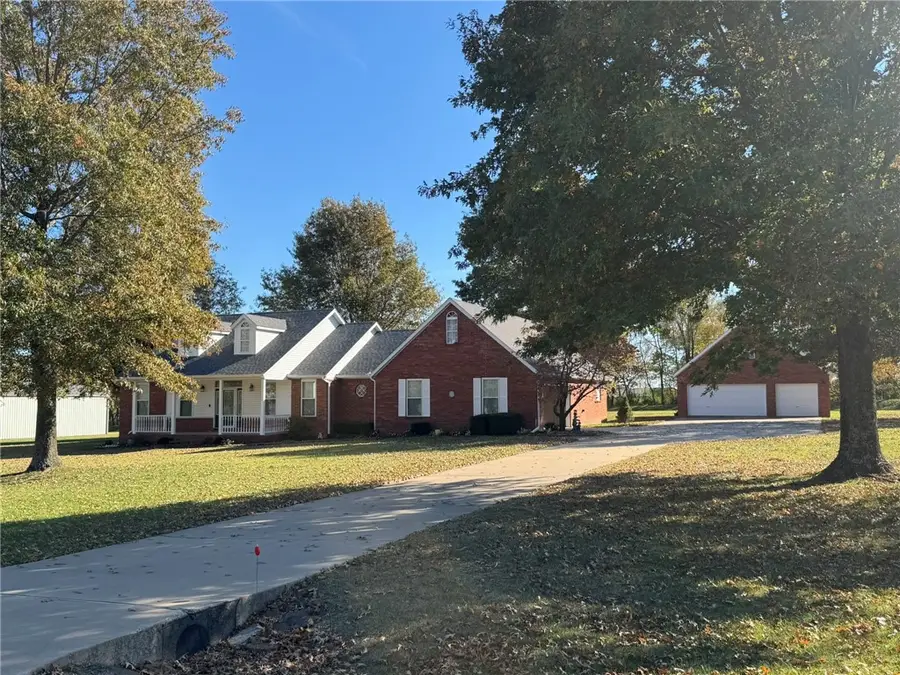 3473 Grapevine Drive, Tontitown, AR 72762 - Image #2