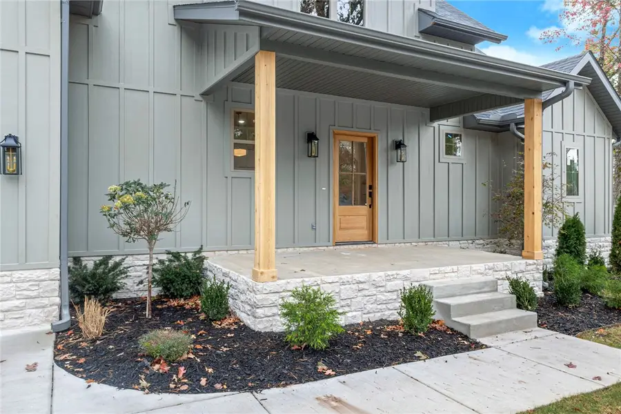 13 Chichester Circle, Bella Vista, AR 72714 - #3