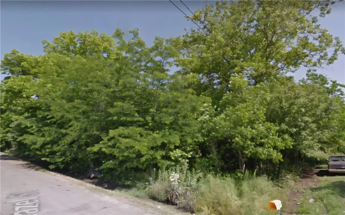 904 Elk Street, Dermott, AR 71638 - #1