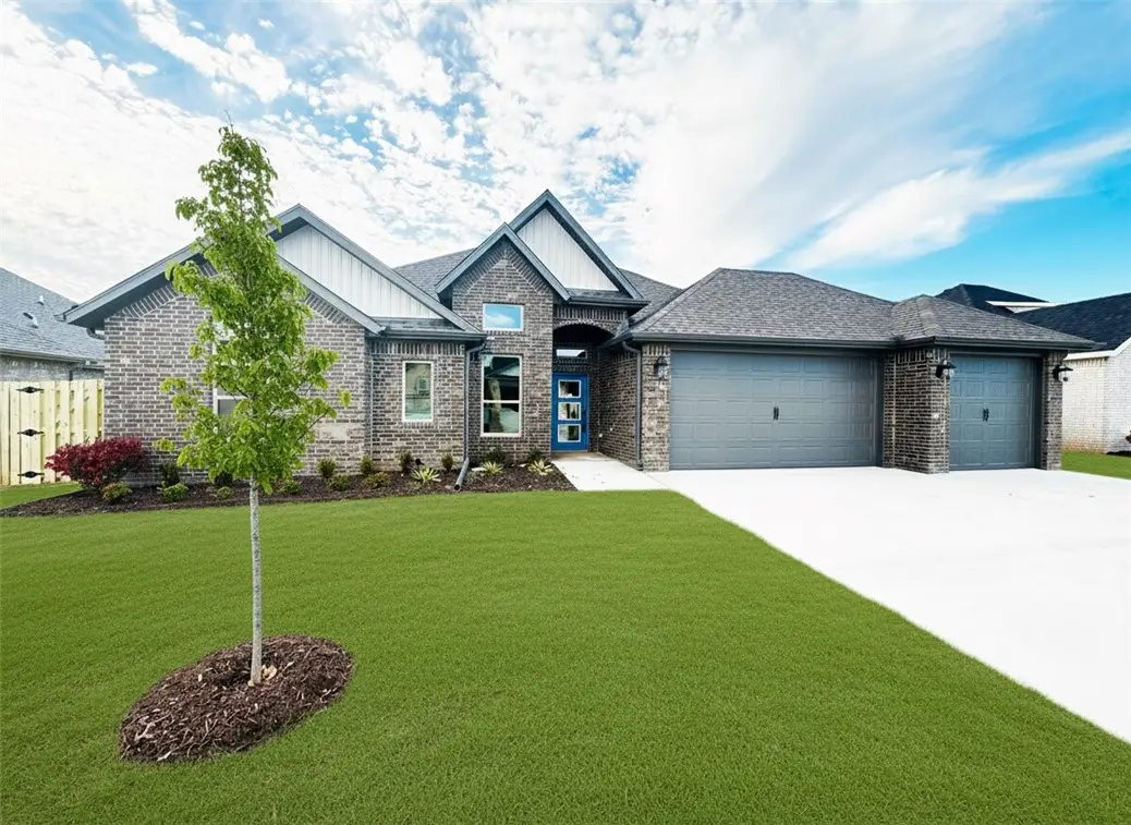 2405 Salmon Street, Pea Ridge, AR 72751 - Image #1