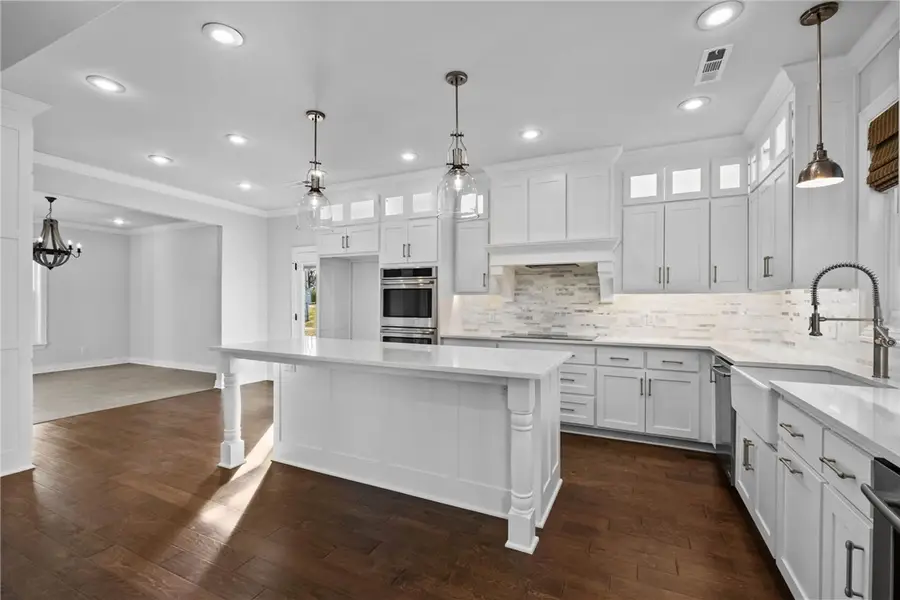 694 E Bowen Boulevard, Fayetteville, AR 72703 - Image #3