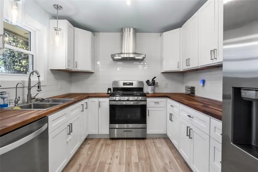 1710 SW D Street, Bentonville, AR 72712 - Image #2