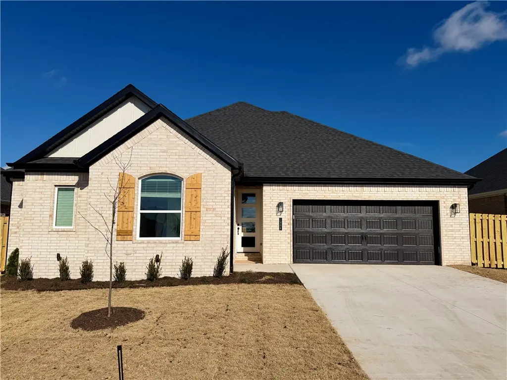 1906 Farmer Street, Pea Ridge, AR 72751 - Image #1