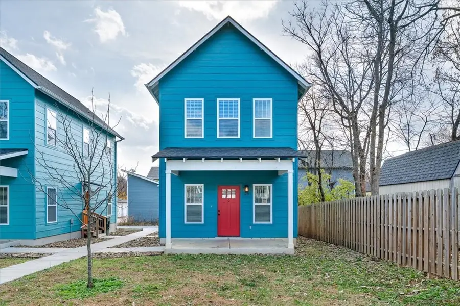 25 W 5th Street, Fayetteville, AR 72701 - Image #2