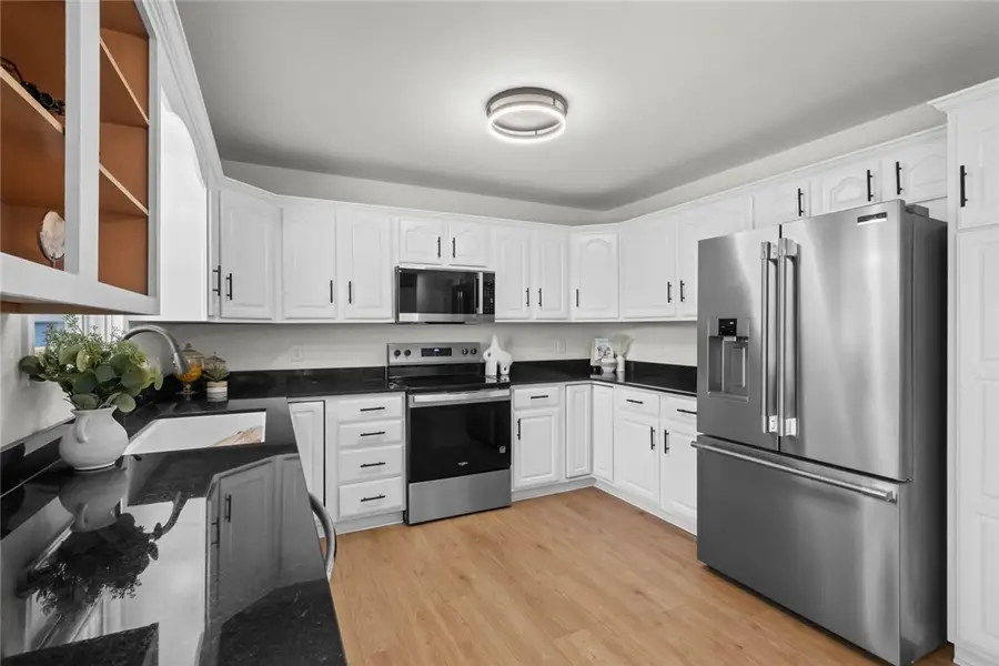 18 Gillingham Drive, Bella Vista, AR 72715 - Image #2