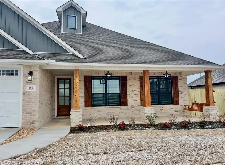 1806 Gaines Street, Pea Ridge, AR 72751 - Image #2