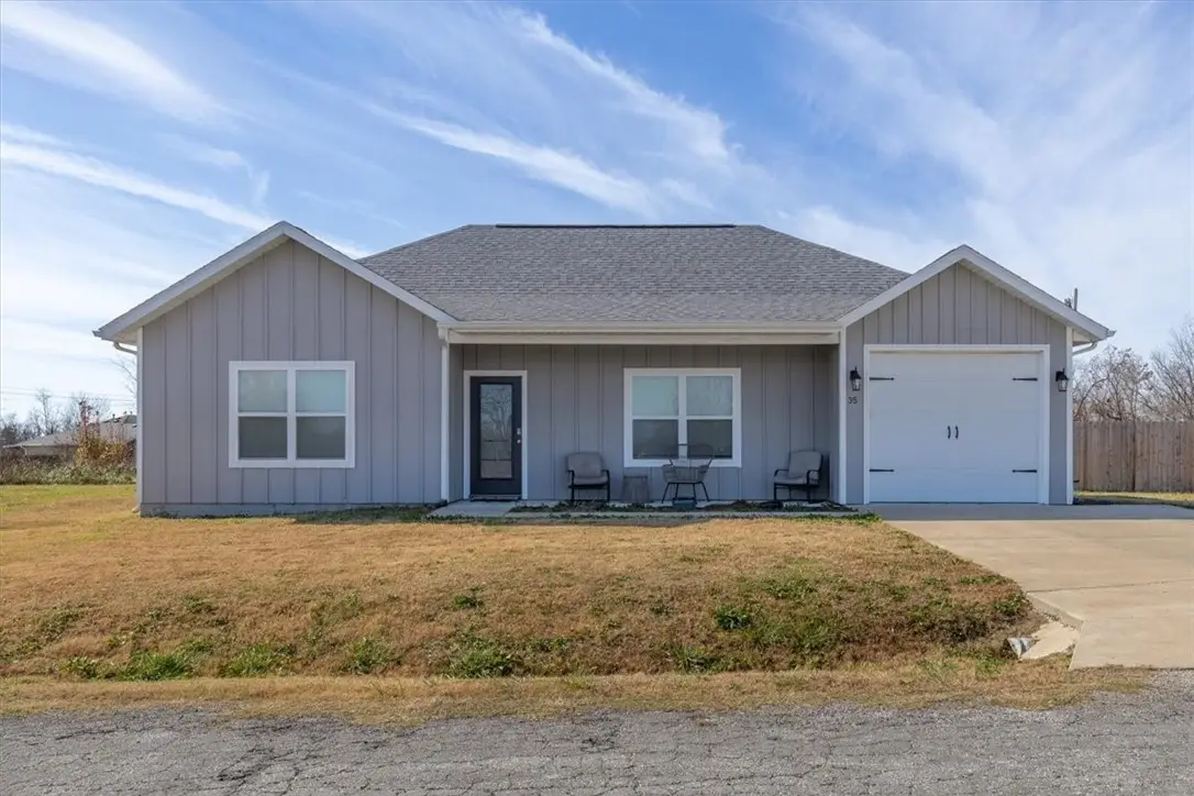 35 Francis Drive, Bella Vista, AR 72715 - Image #1