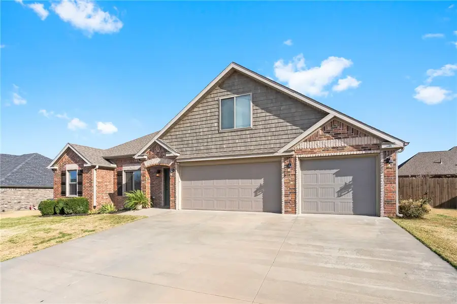 590 Douglas Street, Pea Ridge, AR 72751 - Image #3