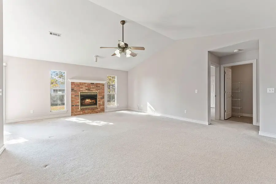 3277 W Barite Drive, Fayetteville, AR 72704 - Image #2