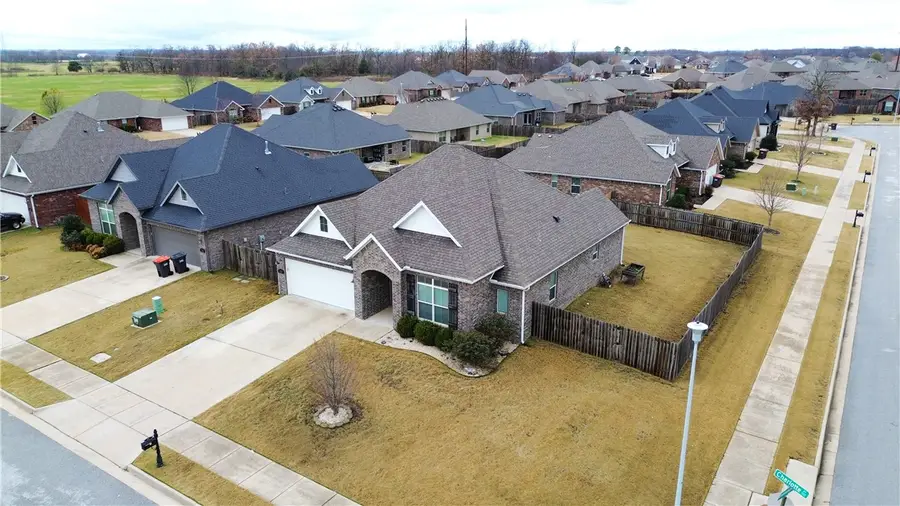 7508 Charlotte Avenue, Springdale, AR 72762 - Image #2