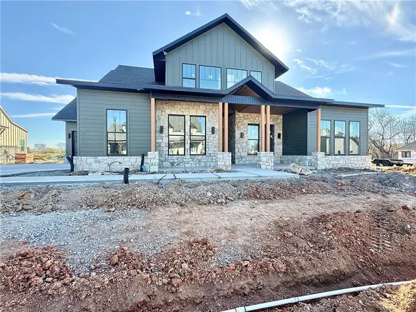 901 Greenhorn Street, Bentonville, AR 72712