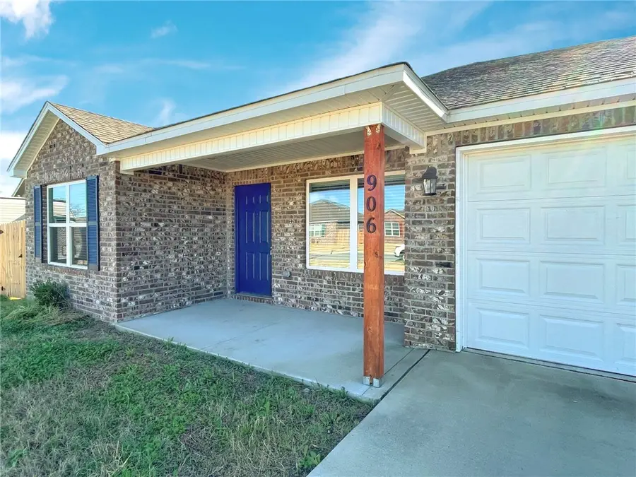 906 W Aiden Drive, Siloam Springs, AR 72761 - Image #3