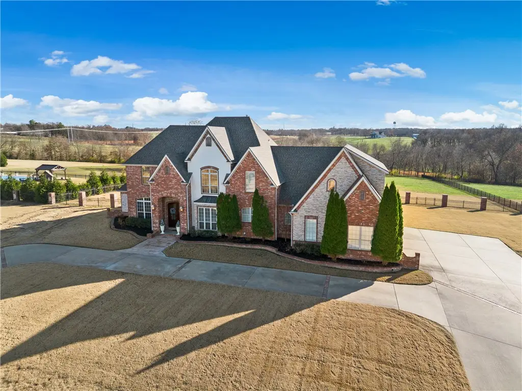 11977 Churchill Downs, Springdale, AR 72762 - Image #1