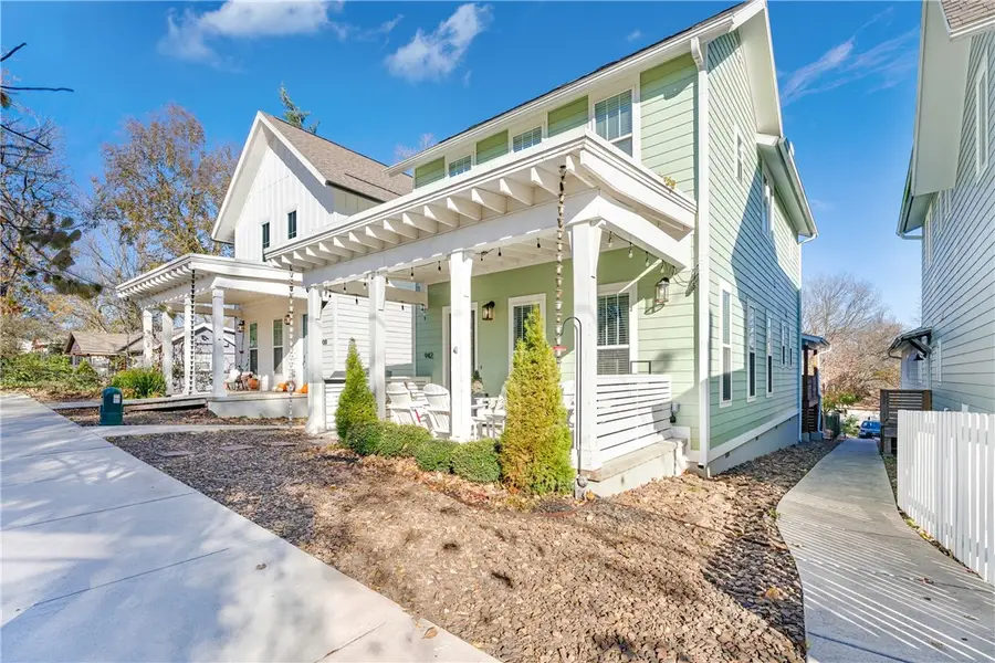 942 S College Avenue, Fayetteville, AR 72701 - Image #2