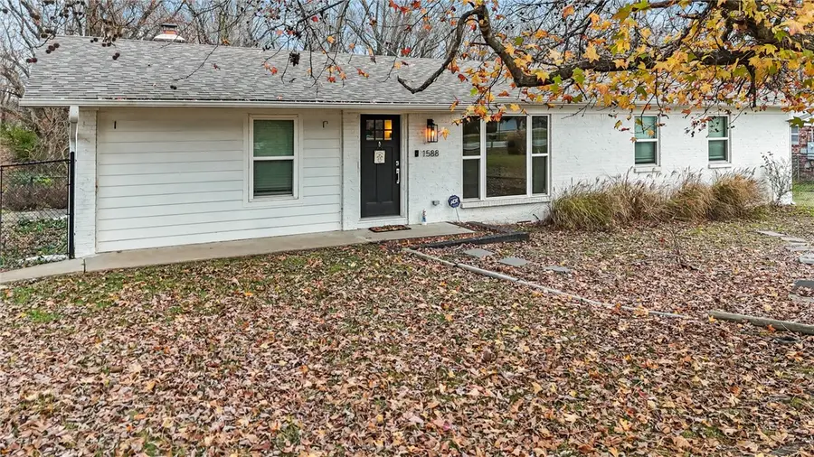 1588 Curtis Avenue, Pea Ridge, AR 72751 - Image #3